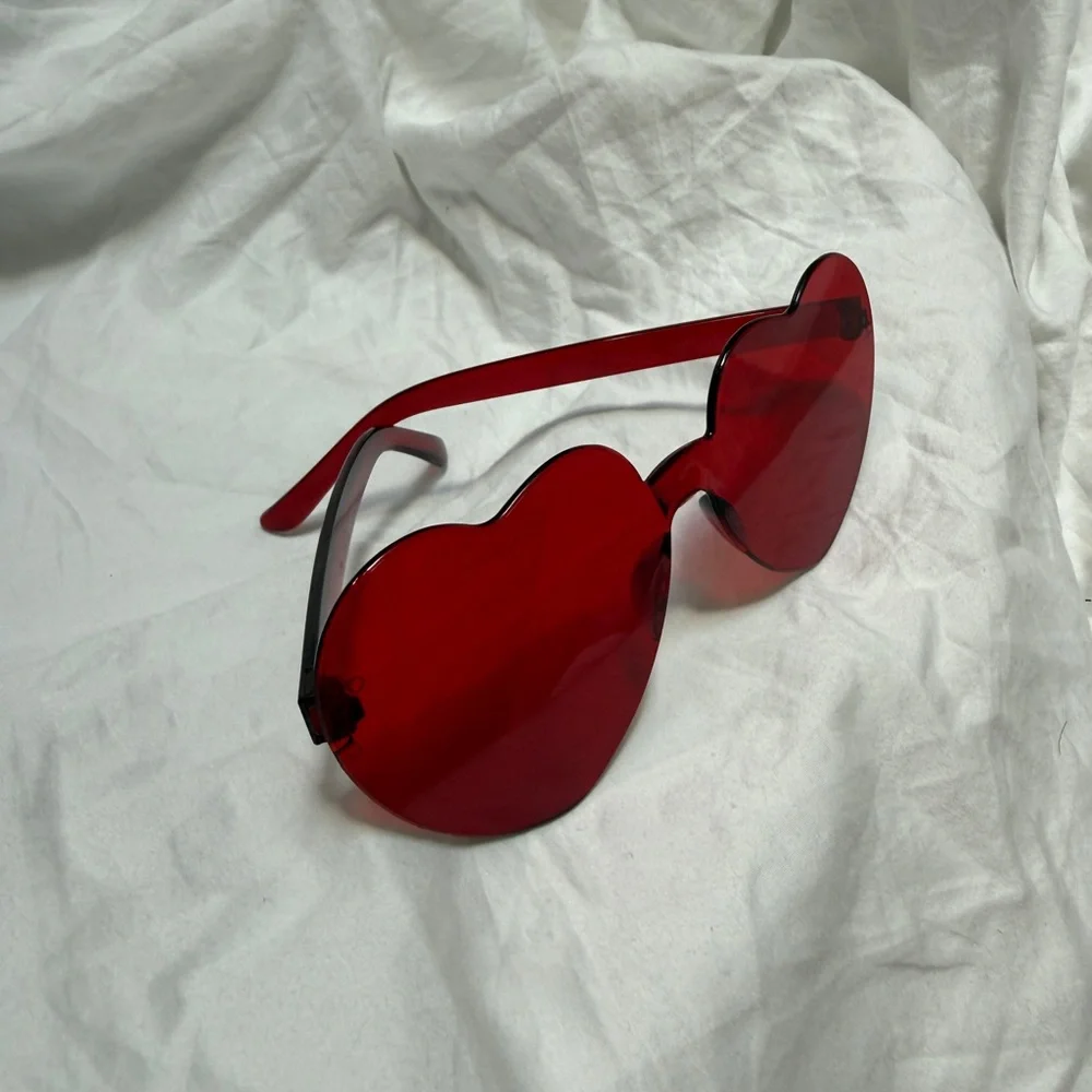 Women's Red Heart Shaped Glasses. One size.